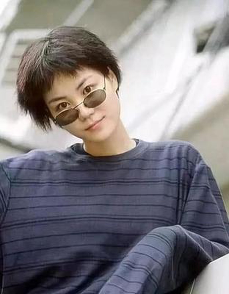 王菲